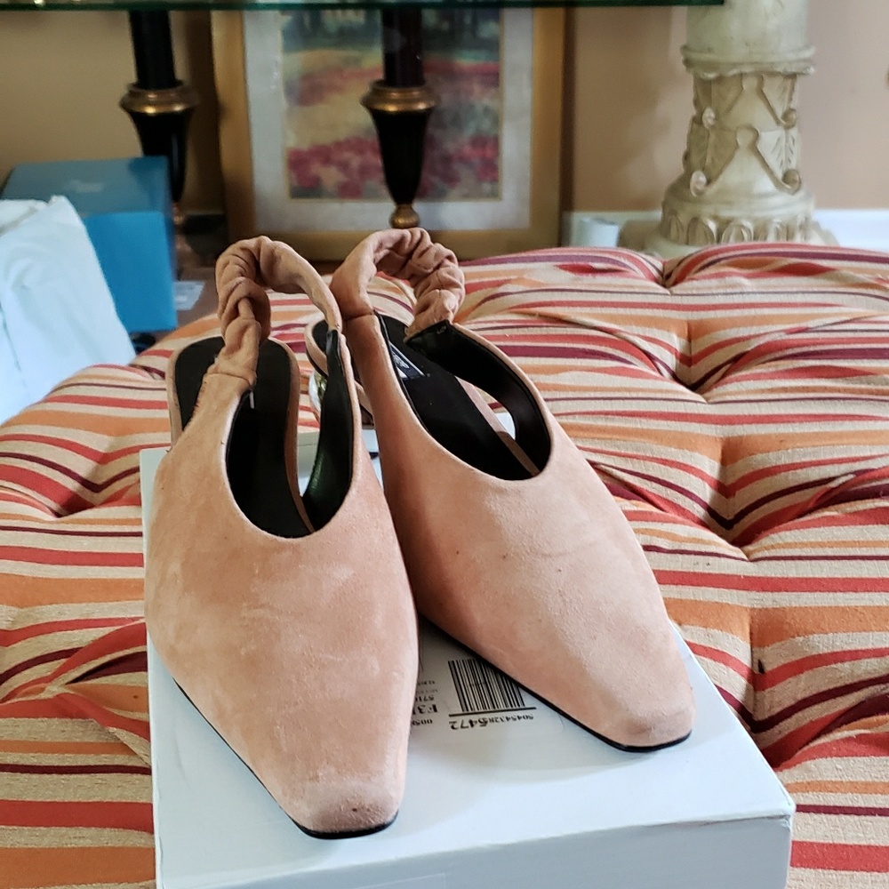 Sold somewhere else. - Picture 2 of 3